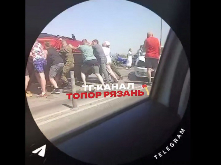 Стало известно о пострадавших в ДТП с опрокинувшейся легковушкой на Солотчинском шоссе